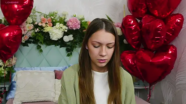 AliceBrayan online show from February 2026 05:13:02 PM