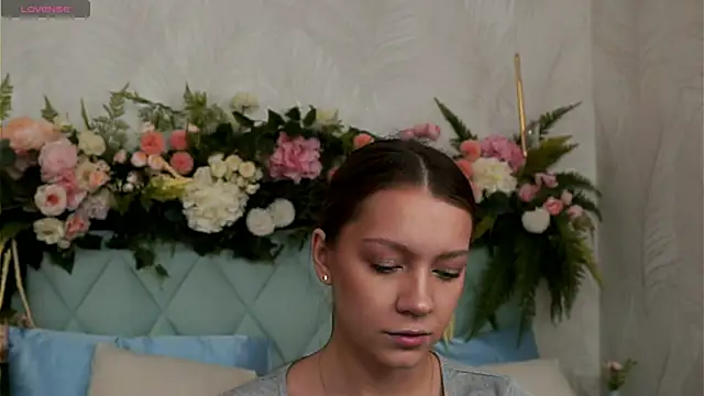 AliceBrayan online show from March 2026 05:09:02 PM