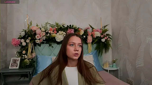 AliceBrayan online show from March 2026 05:09:01 PM