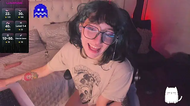 Snapshot of Ghosty_Doll chatting on March 2025 01:12:02 PM Ghosty Doll online show from March 2025 01:12:02 PM