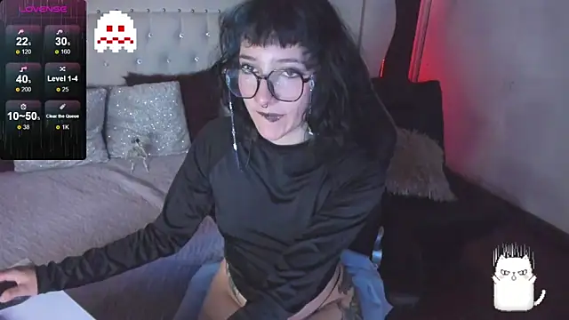 Snapshot of Ghosty_Doll chatting on February 2025 10:06:02 PM Ghosty Doll online show from February 2025 10:06:02 PM