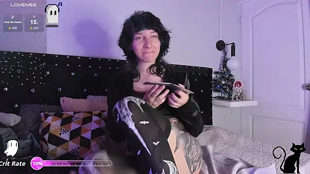 Snapshot of Ghosty_Doll chatting on December 2025 08:36:01 PM Ghosty Doll online show from December 2025 08:36:01 PM