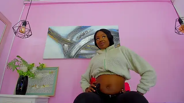 Snapshot of ebony_beckyy chatting on February 2025 03:27:01 PM ebony beckyy online show from February 2025 03:27:01 PM