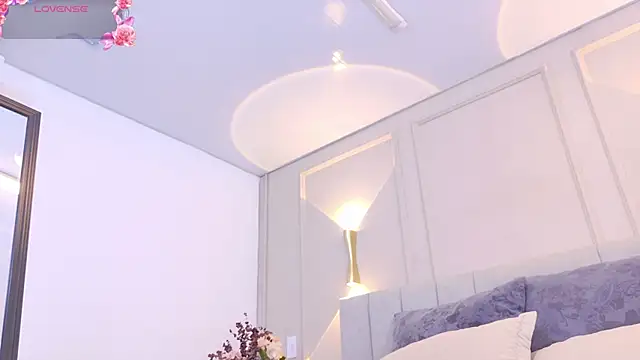 april rousse online show from October 2025 12:04:01 PM