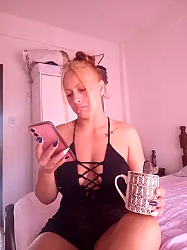 Loliluz 2095 online show from March 2026 12:31:01 PM