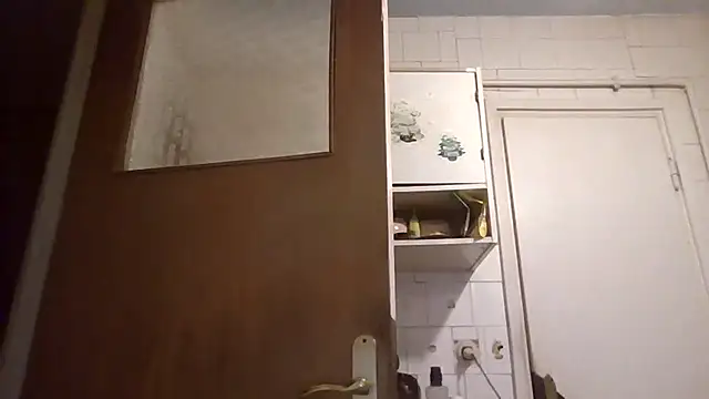 mariusica1xh online show from April 2026 09:32:01 PM