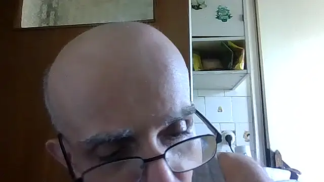 mariusica1xh online show from June 2026 01:09:02 PM