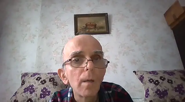 Snapshot of mariusica1@xh chatting on March 2025 12:51:01 PM mariusica1xh online show from March 2025 12:51:01 PM