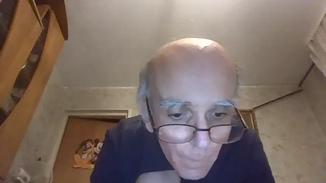 mariusica1xh online show from April 2026 11:08:02 PM