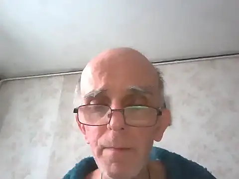 Snapshot of mariusica1@xh chatting on October 2025 07:23:02 AM mariusica1xh online show from October 2025 07:23:02 AM