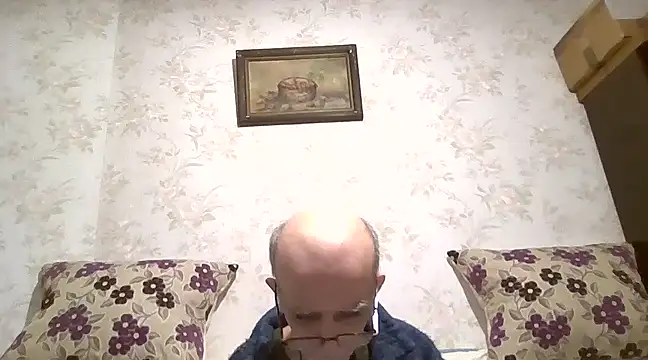 Snapshot of mariusica1@xh chatting on March 2025 07:35:02 PM mariusica1xh online show from March 2025 07:35:02 PM