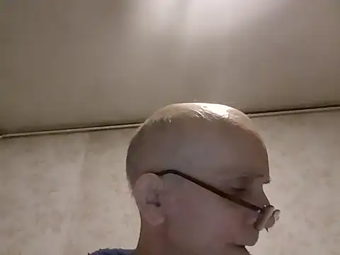 mariusica1xh online show from November 2025 04:18:02 PM