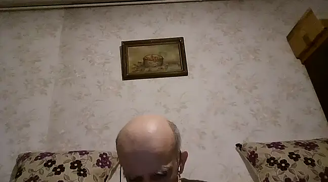 Snapshot of mariusica1@xh chatting on March 2025 07:12:01 PM mariusica1xh online show from March 2025 07:12:01 PM