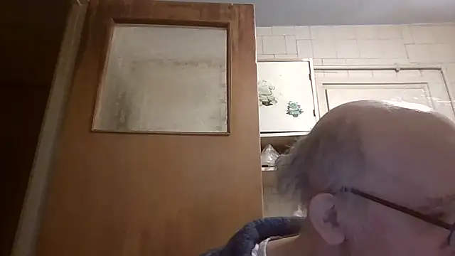 mariusica1xh online show from April 2026 06:34:02 PM