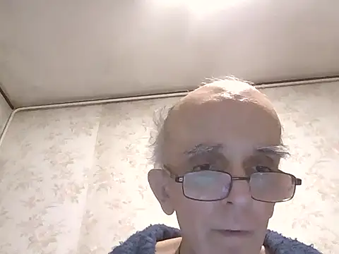 mariusica1xh online show from October 2025 03:17:01 AM