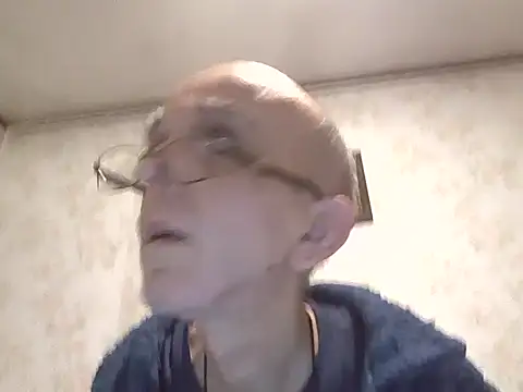 mariusica1xh online show from December 2025 10:01:02 PM