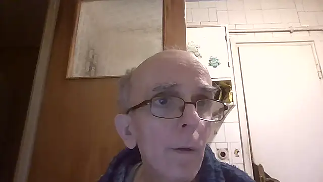 mariusica1xh online show from February 2026 03:19:02 PM