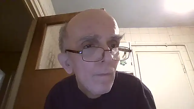 mariusica1xh online show from March 2026 11:33:02 PM