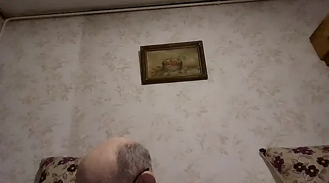 Snapshot of mariusica1@xh chatting on March 2025 06:34:01 PM mariusica1xh online show from March 2025 06:34:01 PM