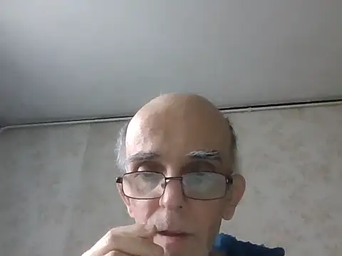 Snapshot of mariusica1@xh chatting on October 2025 07:54:01 AM mariusica1xh online show from October 2025 07:54:01 AM