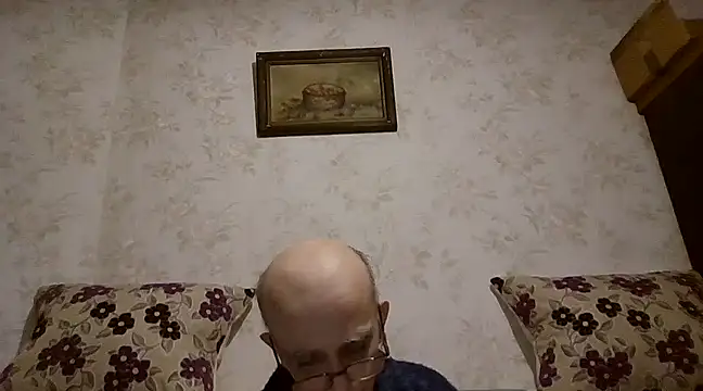 Snapshot of mariusica1@xh chatting on March 2025 12:22:01 AM mariusica1xh online show from March 2025 12:22:01 AM