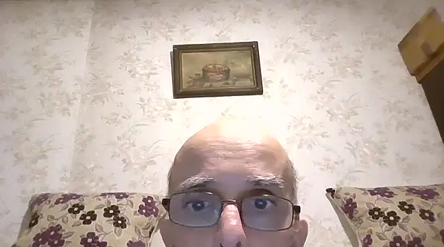 Snapshot of mariusica1@xh chatting on March 2025 09:37:01 PM mariusica1xh online show from March 2025 09:37:01 PM