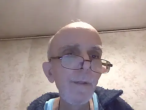 mariusica1xh online show from January 2026 08:01:01 PM