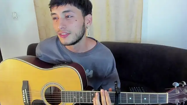 Snapshot of Henrikk_senn chatting on November 2025 11:41:02 PM Henrikk senn online show from November 2025 11:41:02 PM