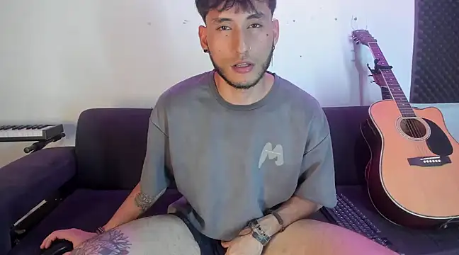 Snapshot of Henrikk_senn chatting on December 2024 01:55:02 AM Henrikk senn online show from December 2024 01:55:02 AM