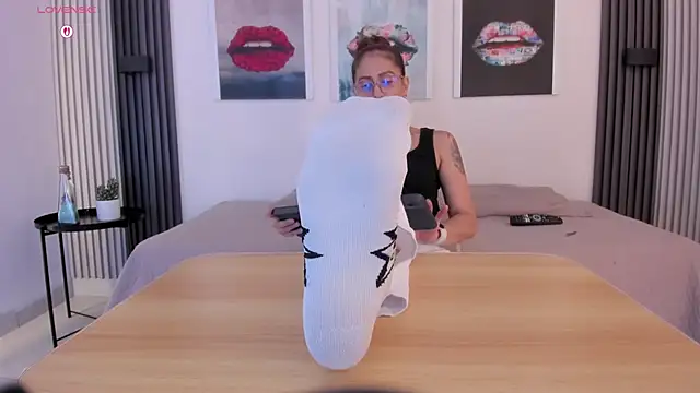 Angela donnato online show from March 2026 03:59:02 AM