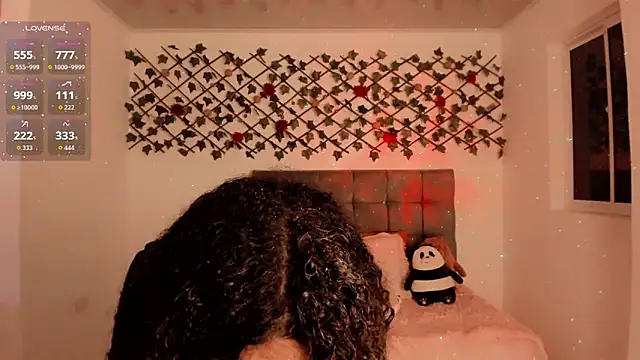 Lilith Miller21 online show from November 2025 07:47:01 PM