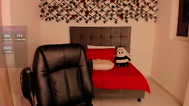 Lilith Miller21 online show from November 2025 07:40:02 PM