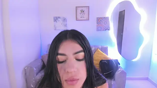 Charlotte cowell sub1  online show from January 2026 06:34:01 PM