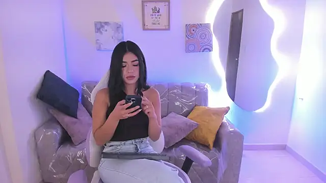 Charlotte cowell sub1  online show from January 2026 08:25:02 PM