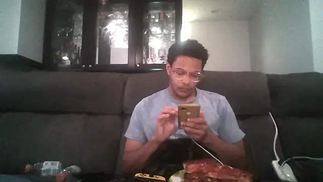 nintendogaymer69 online show from October 2025 08:21:01 PM