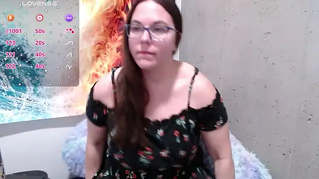 Snapshot of Punishwithpain chatting on November 2025 05:46:01 PM Punishwithpain online show from November 2025 05:46:01 PM