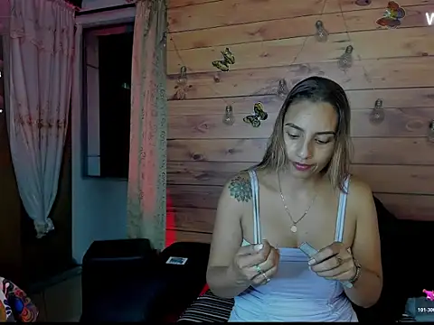 mykaelahoney online show from November 2025 01:11:02 AM