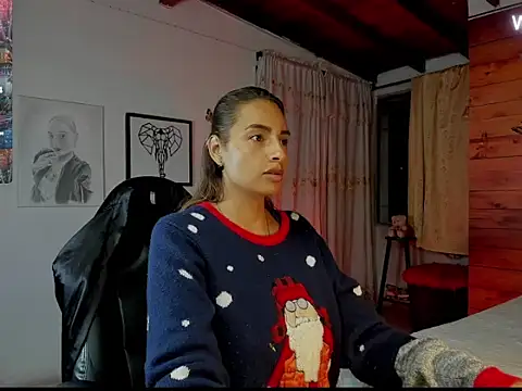 mykaelahoney online show from December 2025 07:43:02 AM