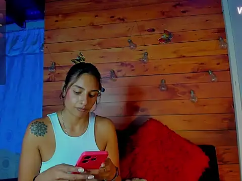 mykaelahoney online show from October 2025 03:26:01 AM