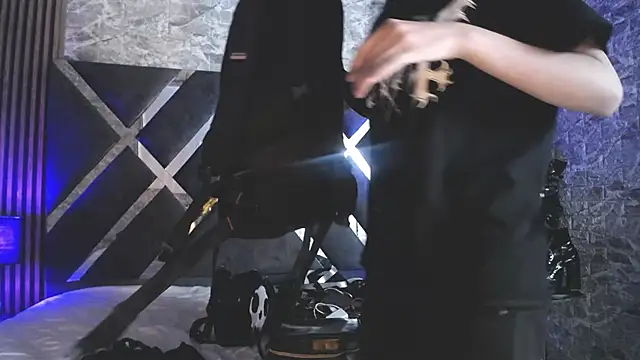 bellatrix25 online show from December 2024 07:44:02 PM