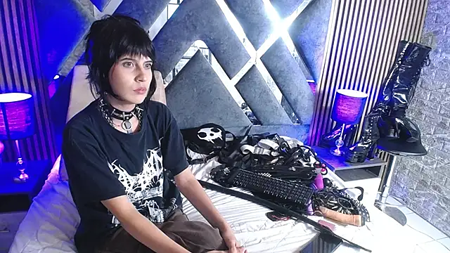 bellatrix25 online show from December 2024 11:14:02 PM