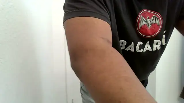Snapshot of daddythiccklegg chatting on February 2025 02:43:02 PM daddythiccklegg online show from February 2025 02:43:02 PM