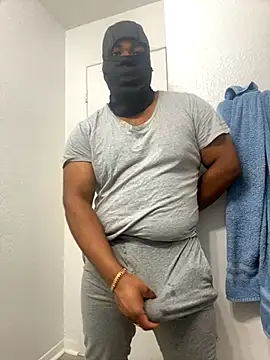 daddythiccklegg online show from November 2025 05:01:01 AM