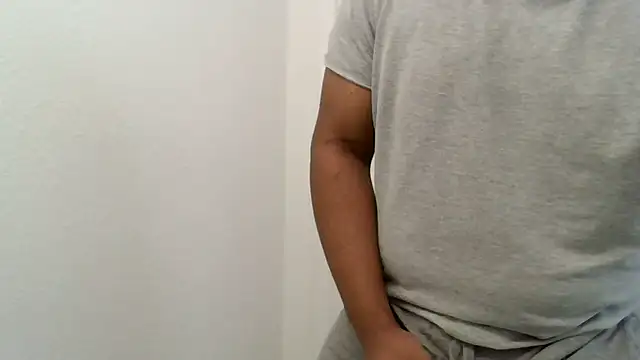 Snapshot of daddythiccklegg chatting on February 2025 08:25:02 PM daddythiccklegg online show from February 2025 08:25:02 PM