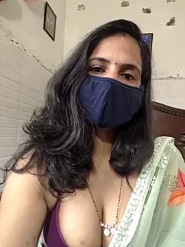 Snapshot of Nehubhabhi26 chatting on September 2025 04:35:02 AM Nehubhabhi26 online show from September 2025 04:35:02 AM