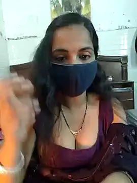 Snapshot of Nehubhabhi26 chatting on February 2025 05:14:01 PM Nehubhabhi26 online show from February 2025 05:14:01 PM
