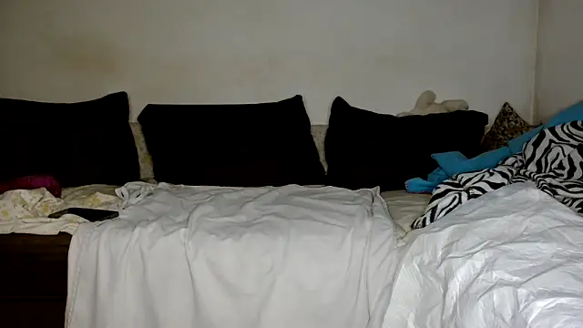 lillinalanes online show from February 2026 11:34:02 PM