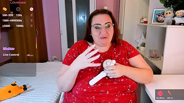 lovely adelle online show from December 2025 05:57:05 PM