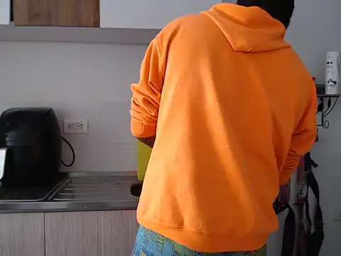 thomas gun online show from December 2025 05:18:02 PM