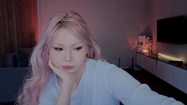 RileyMee online show from April 2026 04:08:02 AM